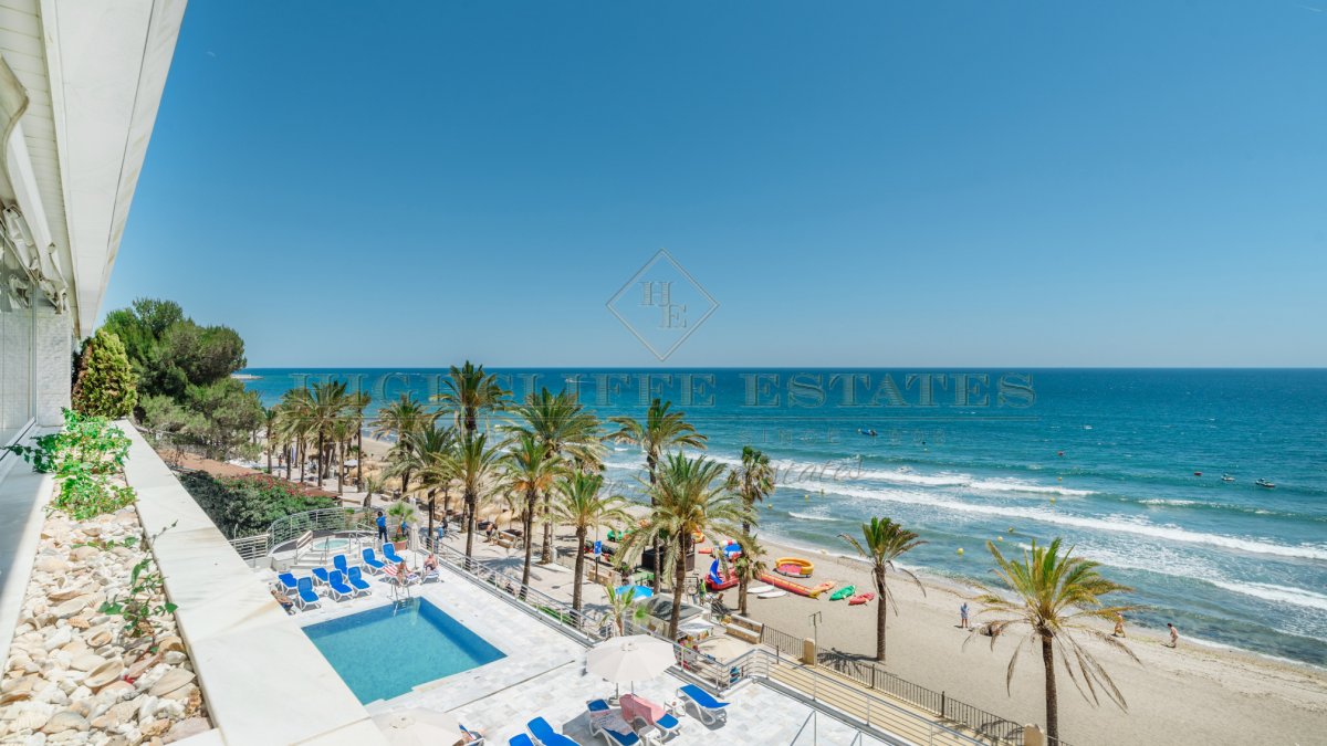 Marina Mariola Marbella apartamento 2 dormitorios Frontal